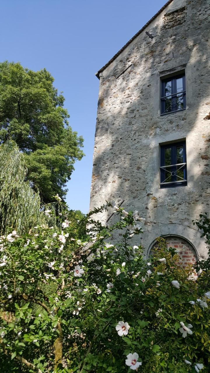 Le Moulin De Pommeuse Bed & Breakfast Ngoại thất bức ảnh