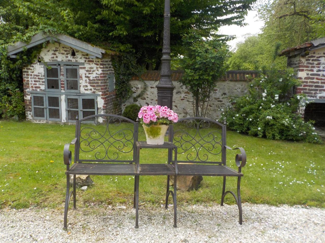 Le Moulin De Pommeuse Bed & Breakfast Ngoại thất bức ảnh