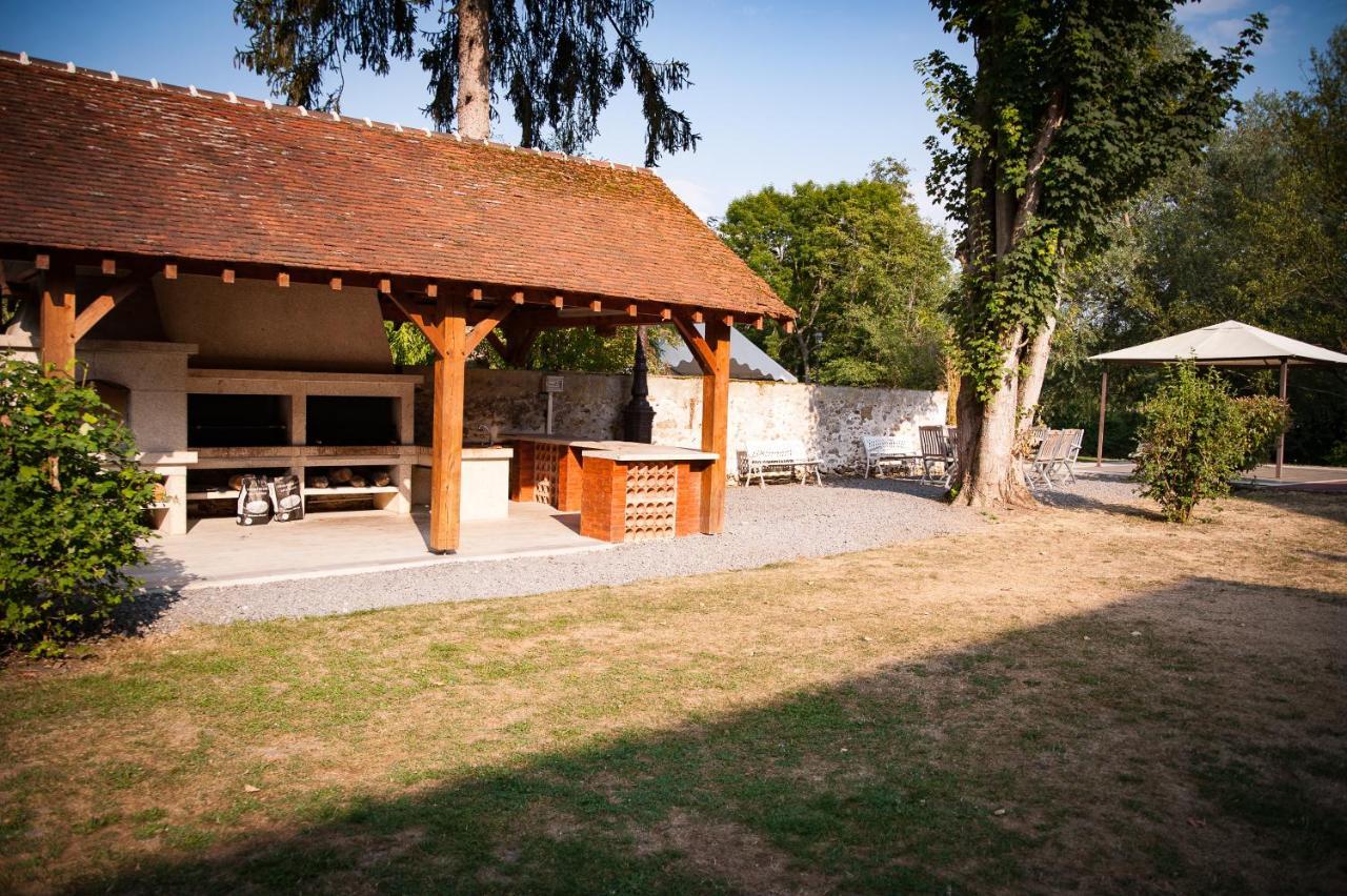 Le Moulin De Pommeuse Bed & Breakfast Ngoại thất bức ảnh