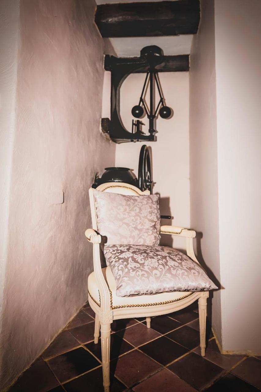 Le Moulin De Pommeuse Bed & Breakfast Ngoại thất bức ảnh