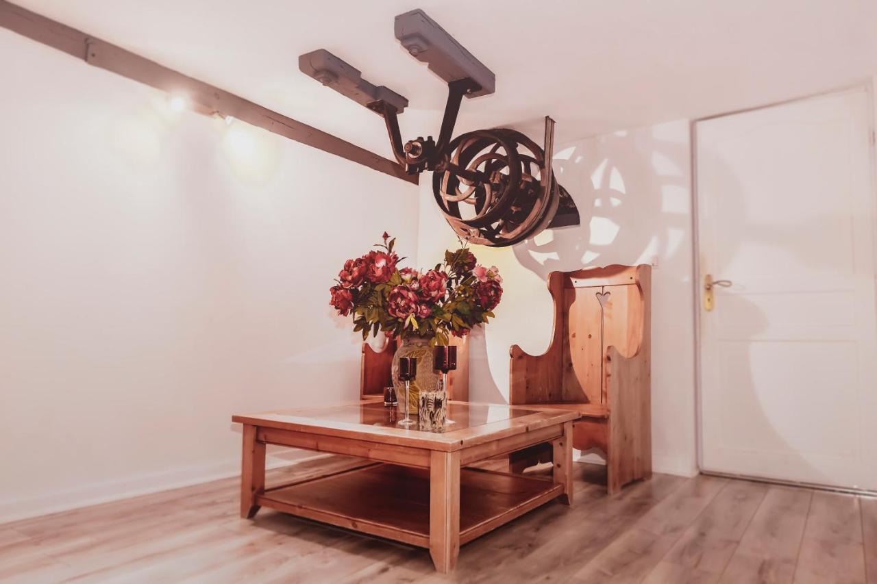 Le Moulin De Pommeuse Bed & Breakfast Ngoại thất bức ảnh